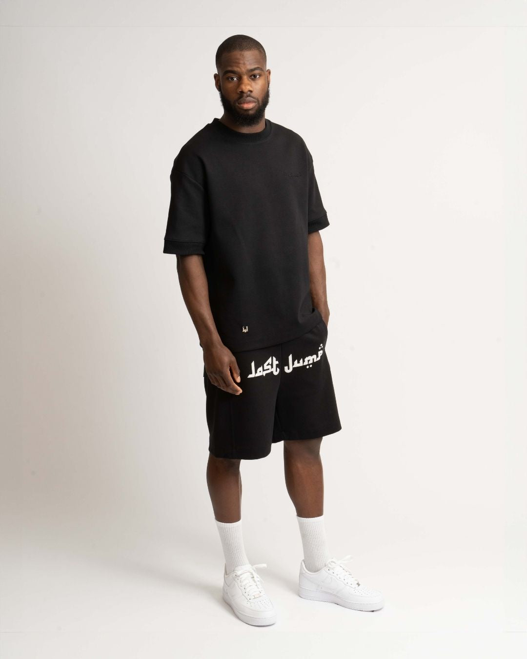 PUFFER PRINT SHORT BLACK