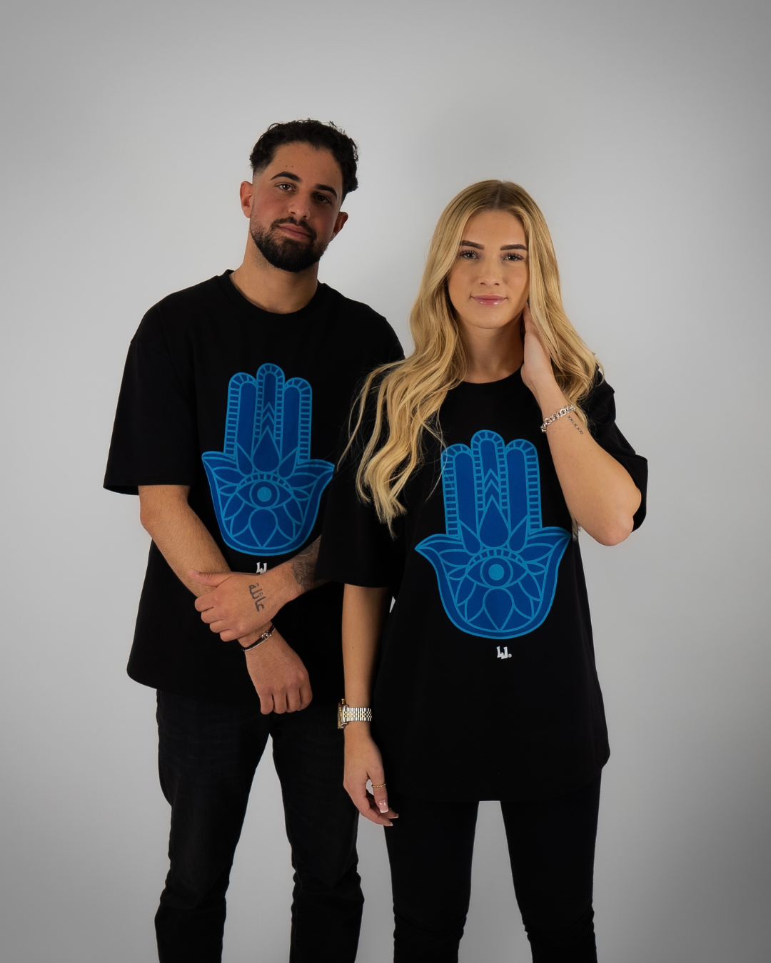 HAND BLACK TEE
