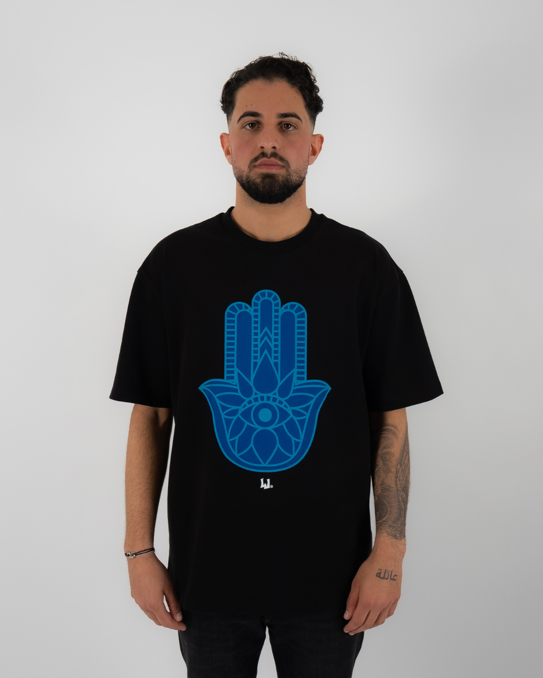 HAND BLACK TEE