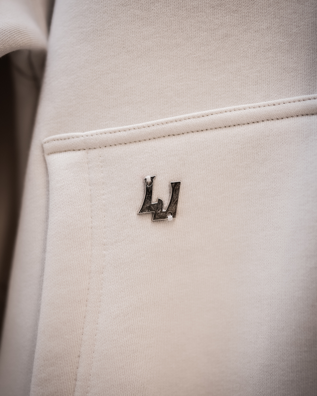 LUNAR WHITE HOODIE