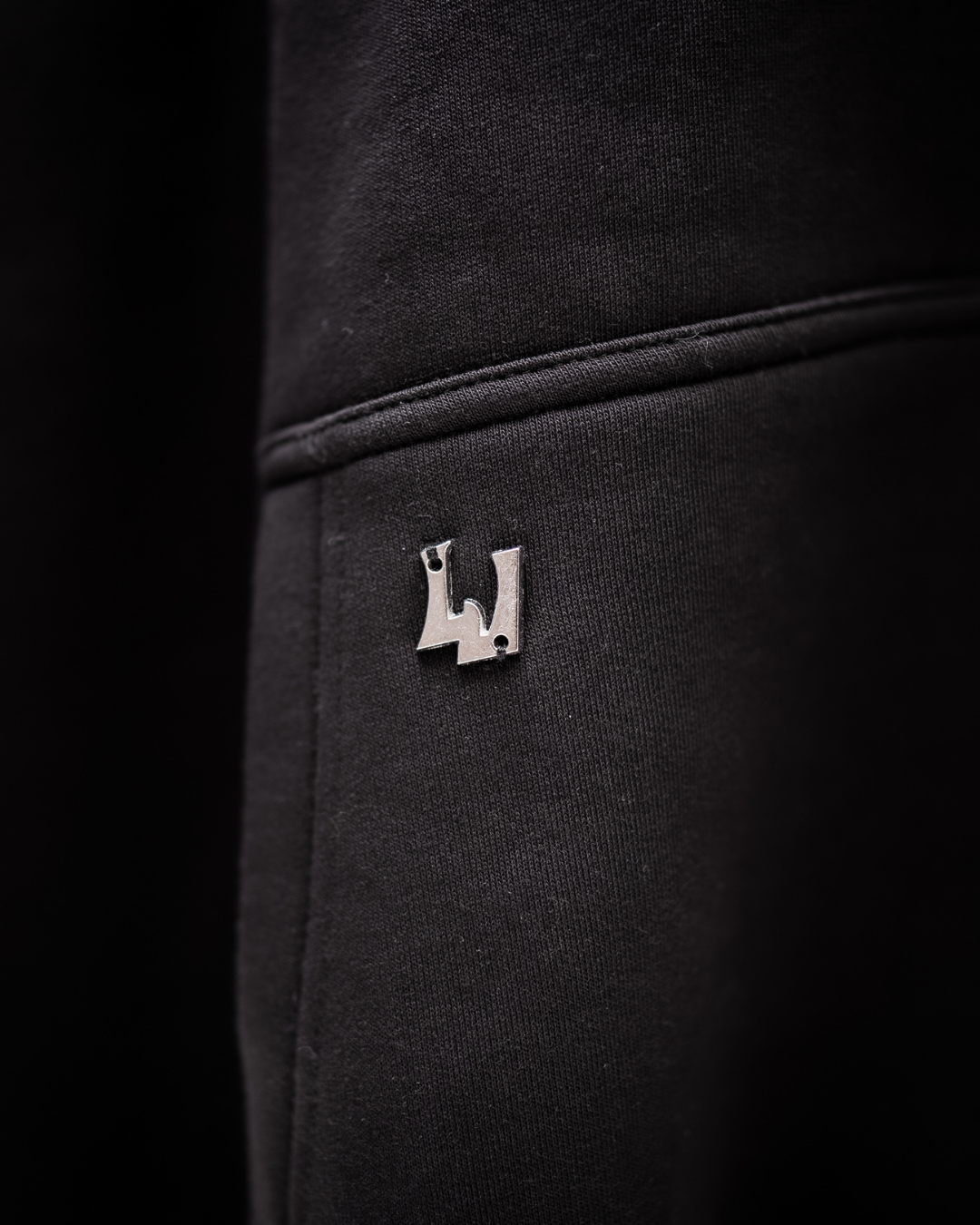 BLACK HOODIE